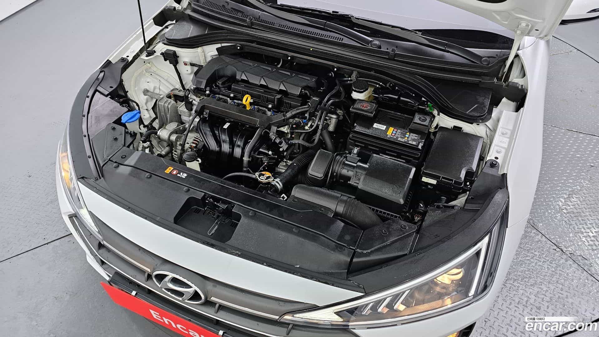 AVANTE Hyundai 2020.1-OUTER-006
