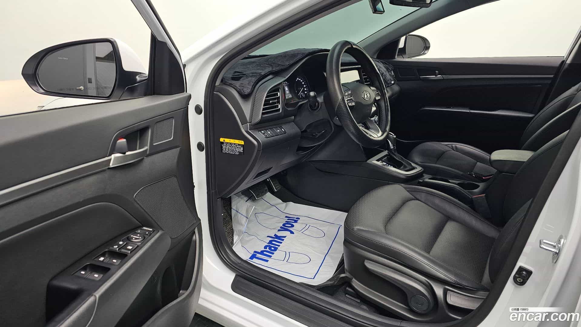 AVANTE Hyundai 2020.1-INNER-010