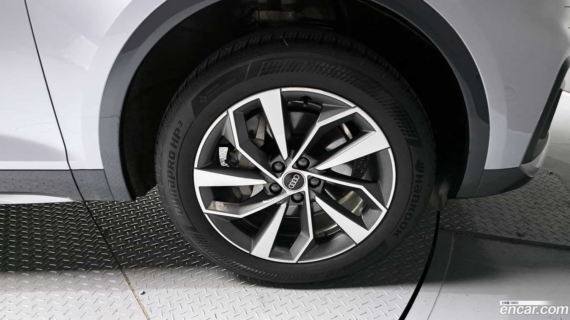 Q5 Audi 2022.8-OUTER-005