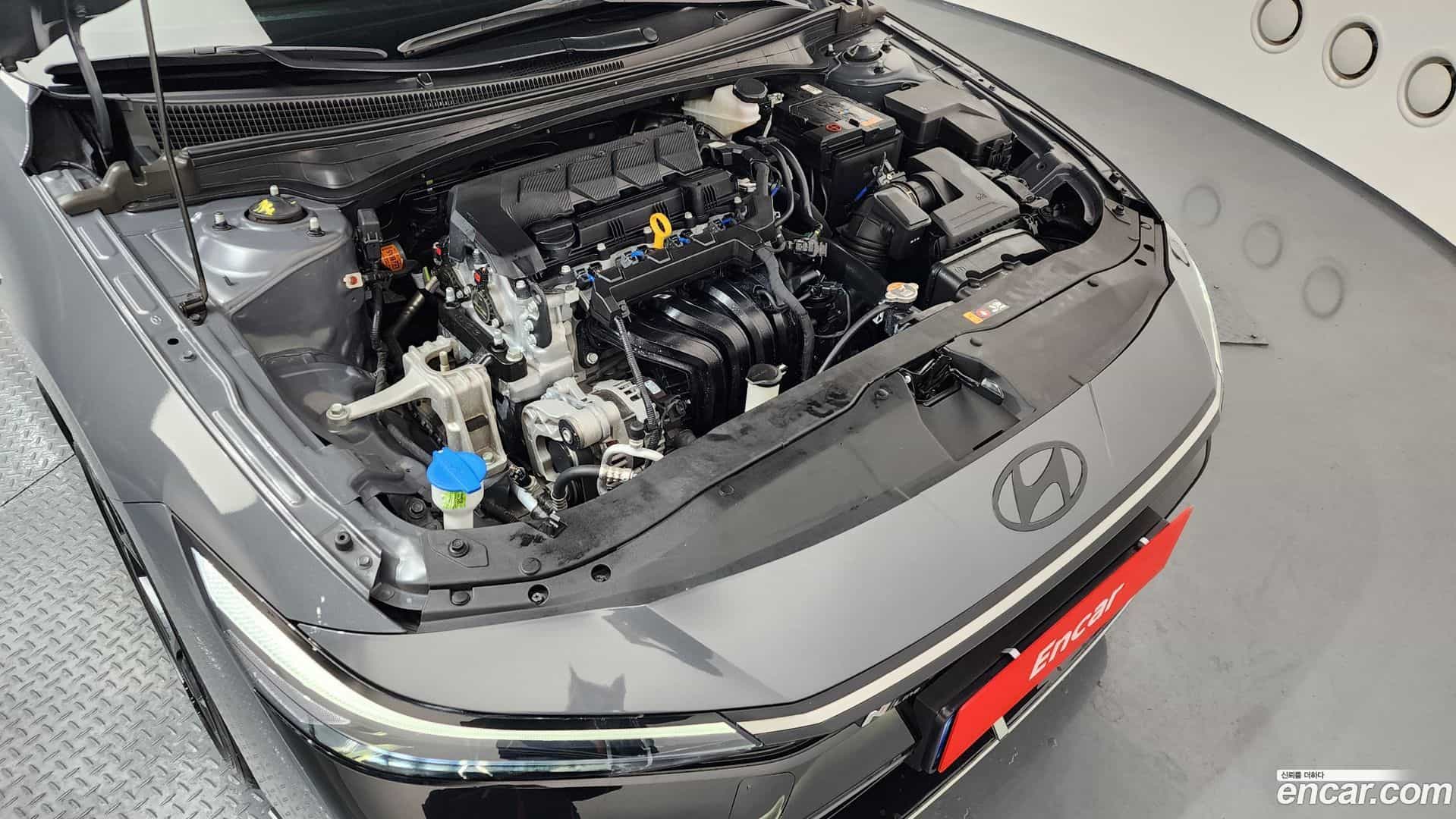 AVANTE Hyundai 2024.4-INNER-006
