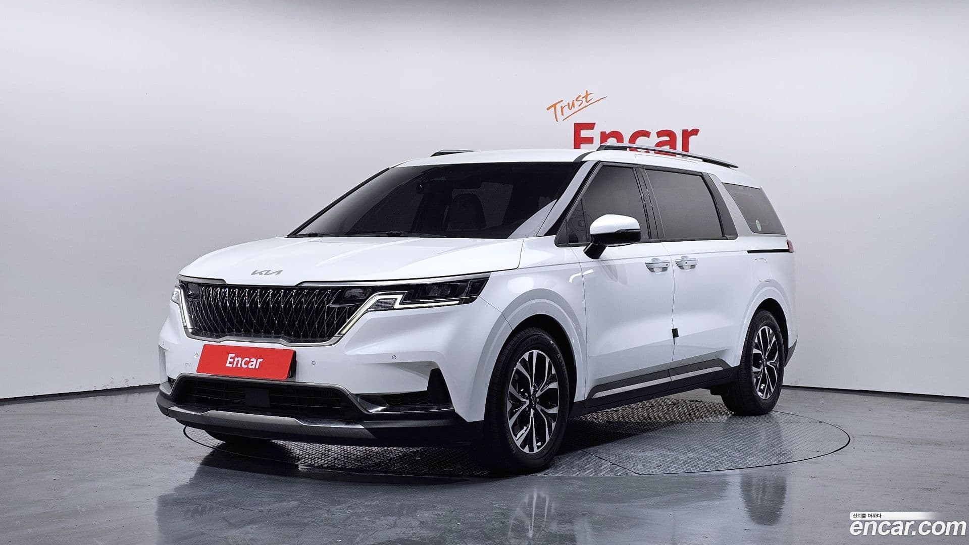 Main__Slider__Photo:Canival Kia 2022.0-0