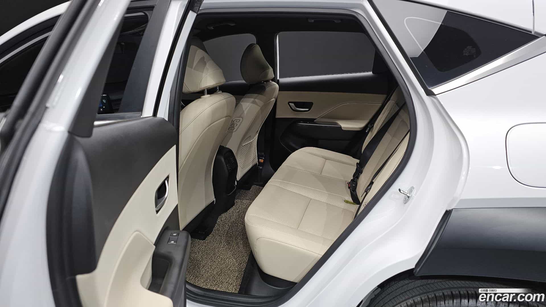 Kona Hyundai 2023.9-OPTION-015