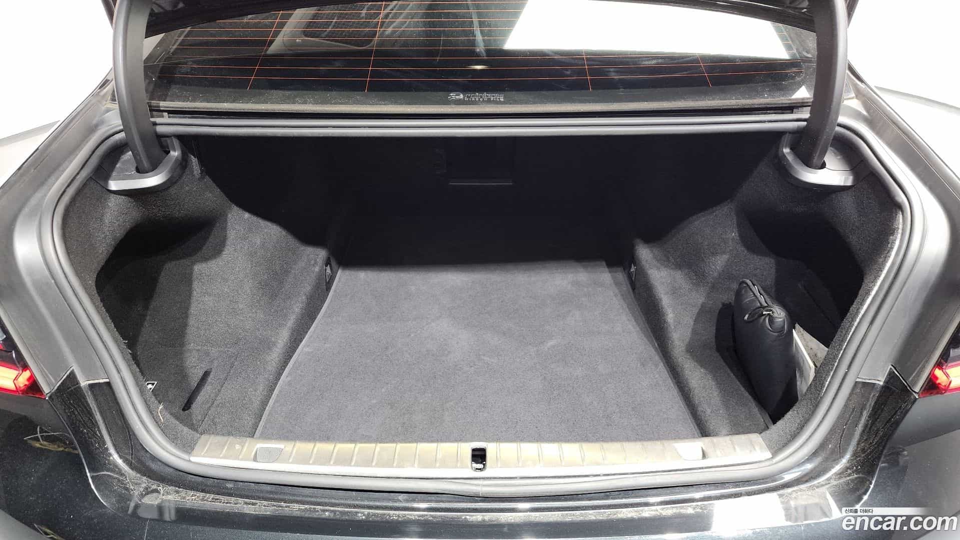 7-Series BMW 2021.5-OPTION-024