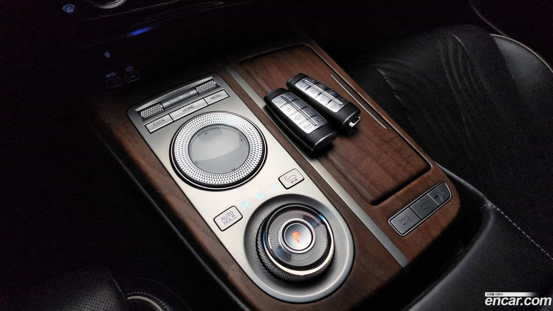 G80 Genesis 2020.4-INNER-009