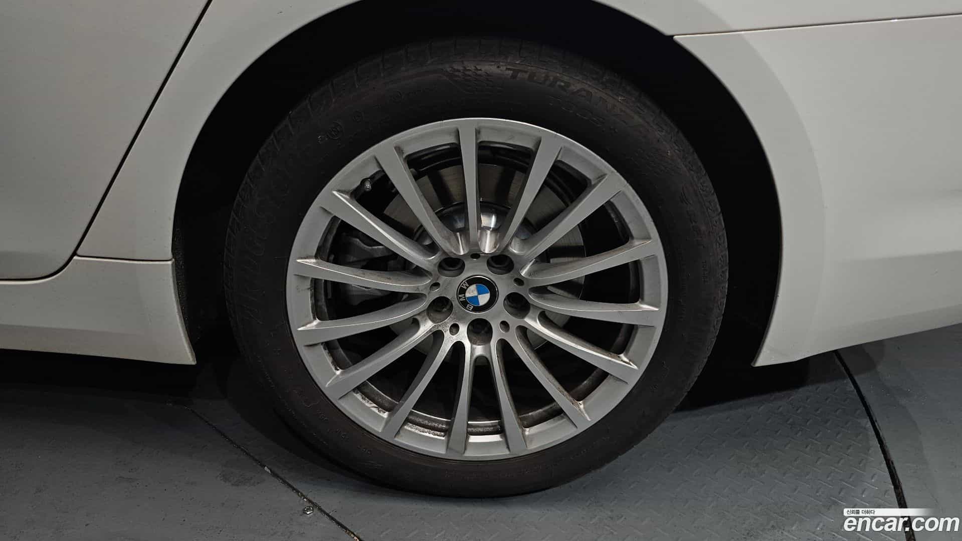 5-Series BMW 2019.8-OUTER-005