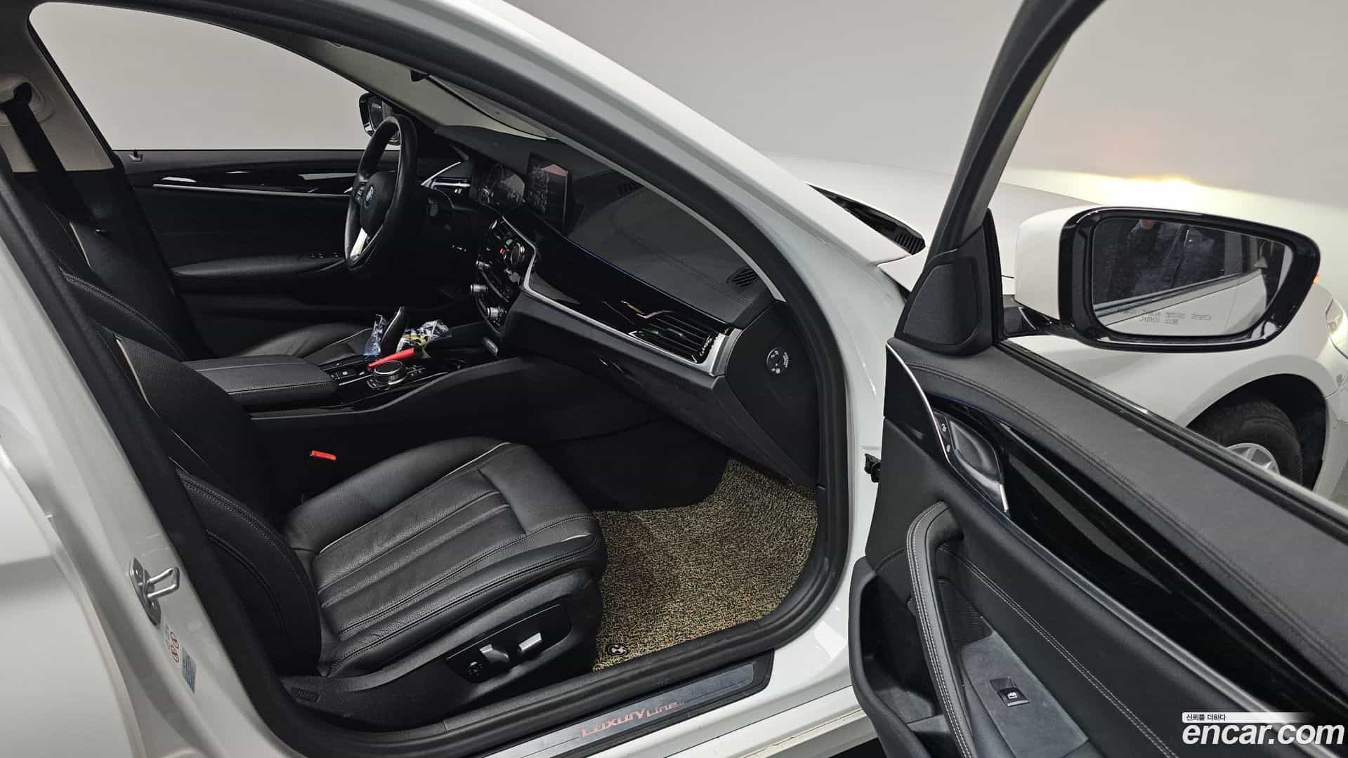 5-Series BMW 2019.8-INNER-010
