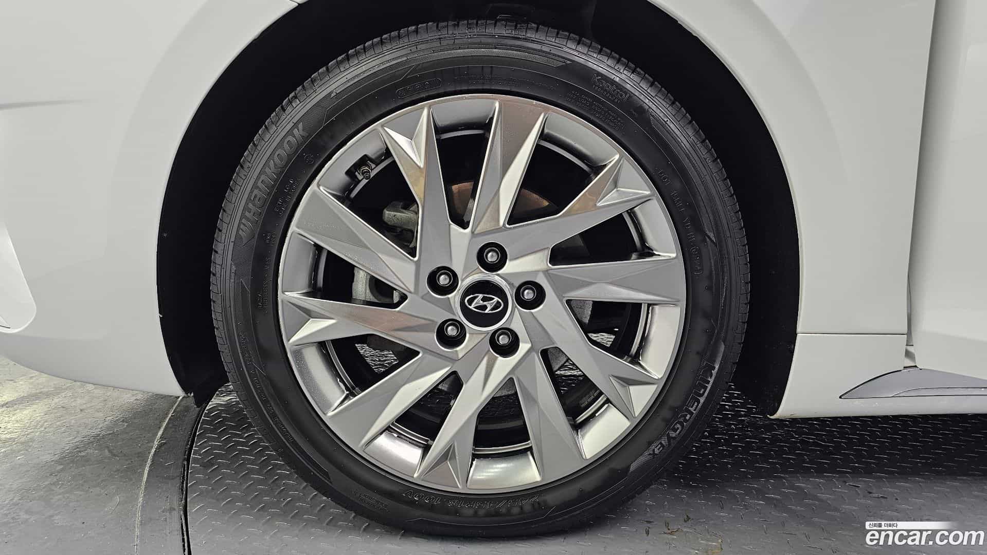 Grandeur Hyundai 2020.10-OUTER-005