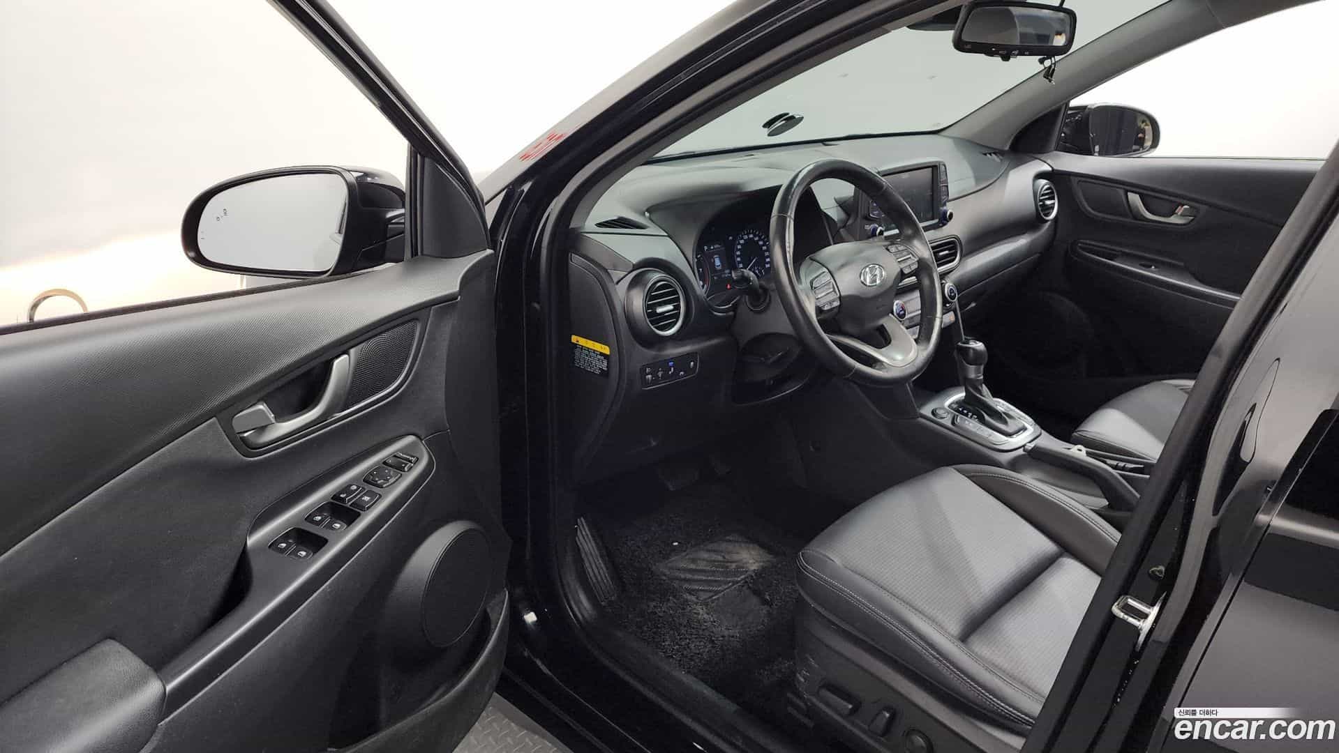 Kona Hyundai 2018.9-INNER-010