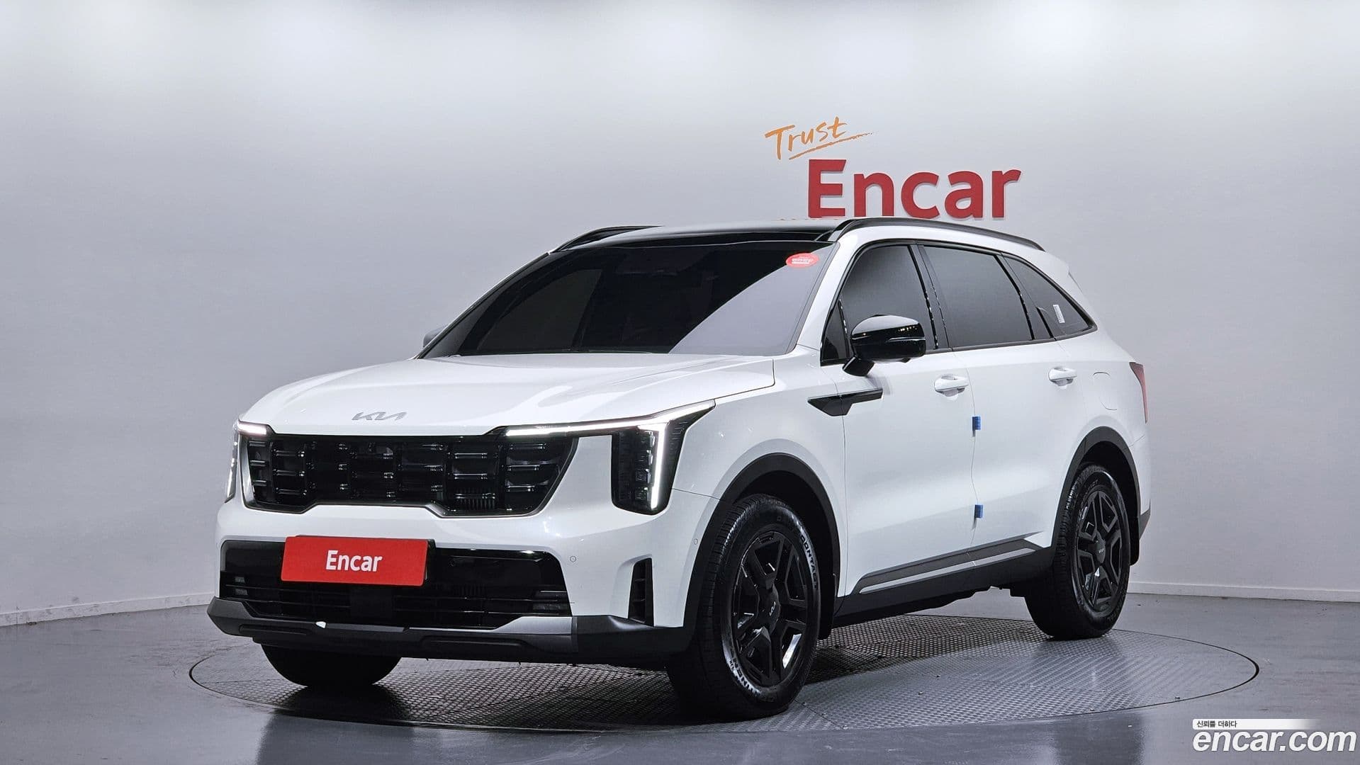 Main__Slider__Photo:Sorento Kia 2024.0-0