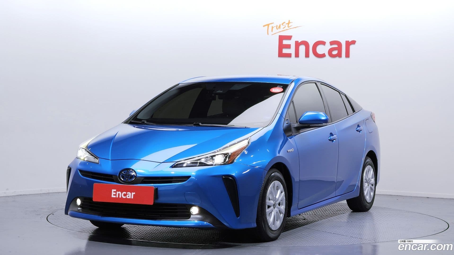Main__Slider__Photo:Prius Toyota 2021.3-0