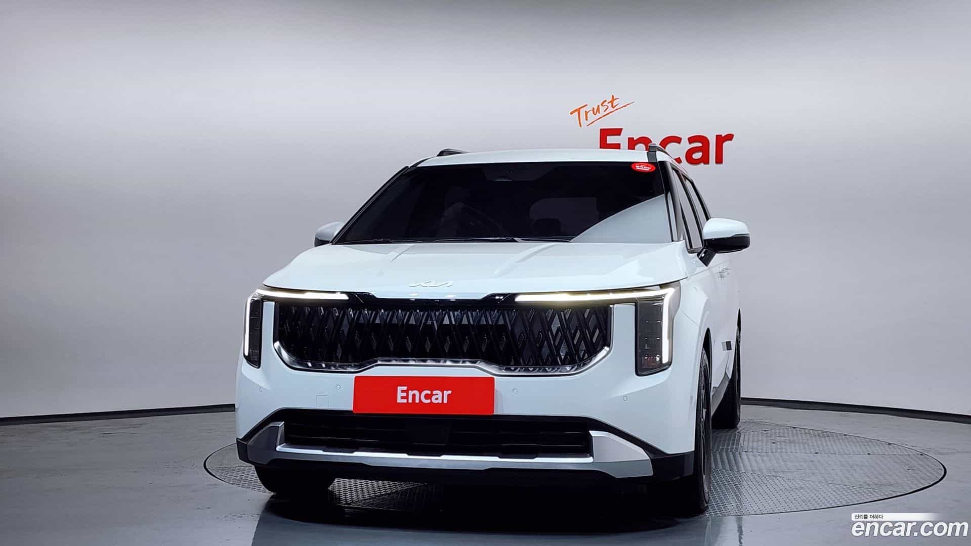 Canival Kia 2025.10-OUTER-003