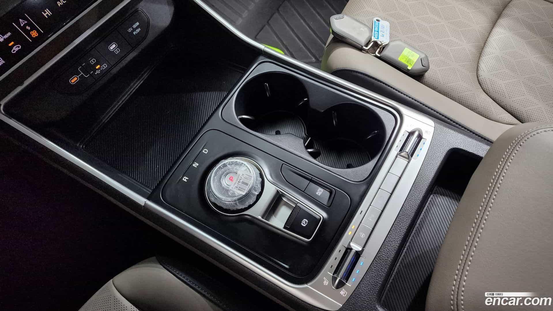 Canival Kia 2025.10-INNER-009
