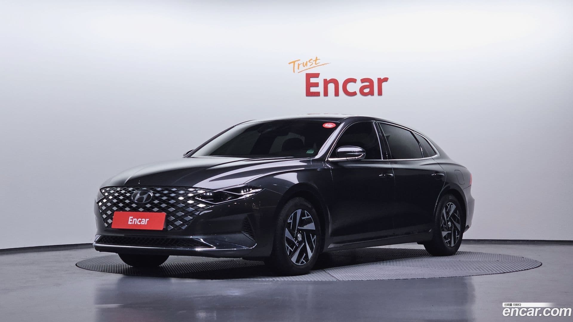 Main__Slider__Photo:Grandeur Hyundai 2022.0-0