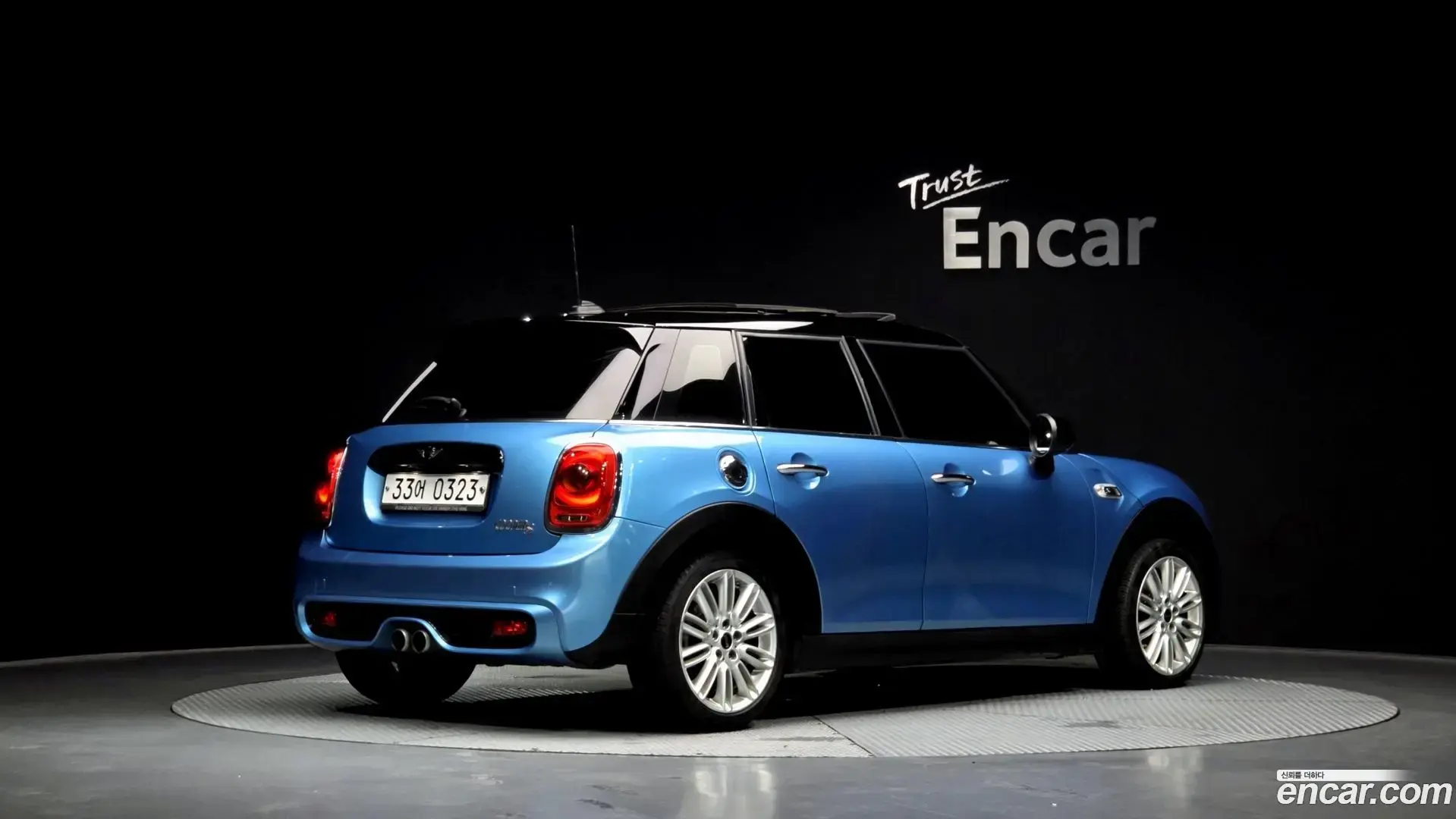 Main__Slider__Photo:Cooper Mini 2015.11-1