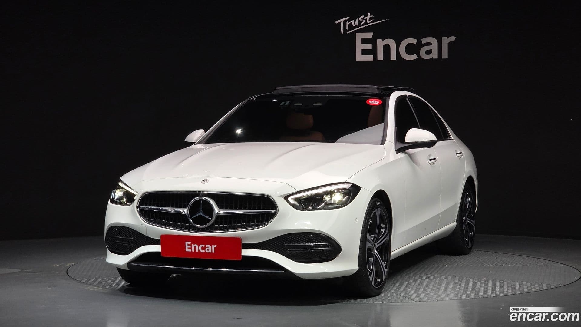Main__Slider__Photo:C-Class Mercedes-Benz 2023.2-0