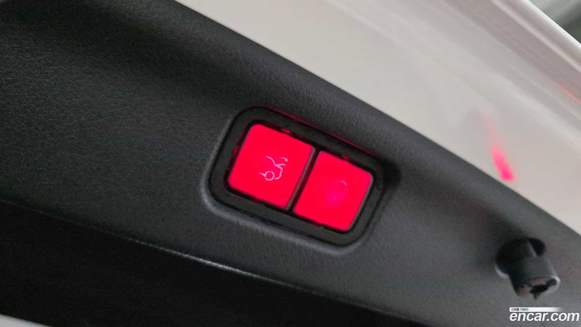 C-Class Mercedes-Benz 2023.2-OPTION-020