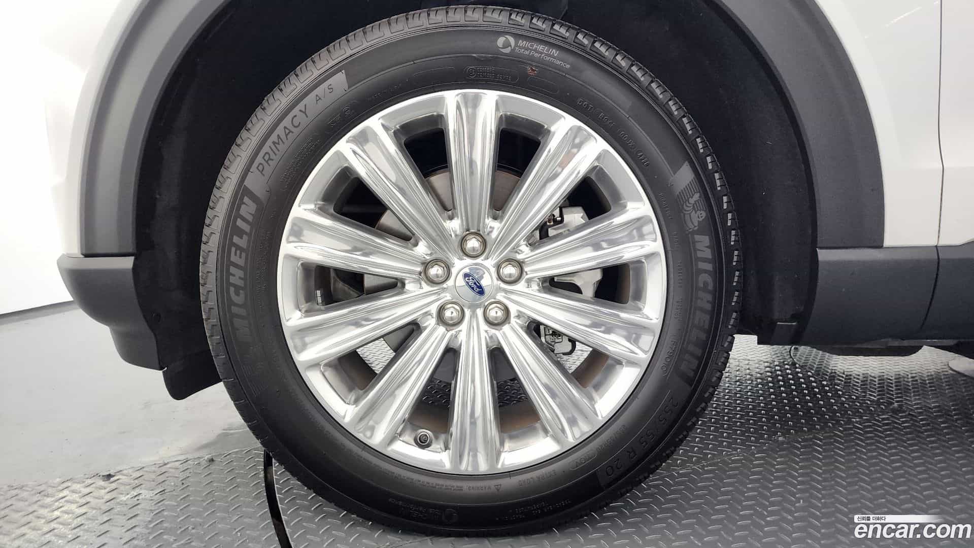 Explorer Ford 2021.1-OUTER-005