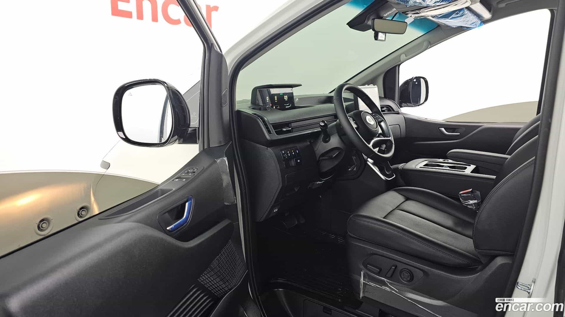 Staria Hyundai 2025.3-OPTION-015