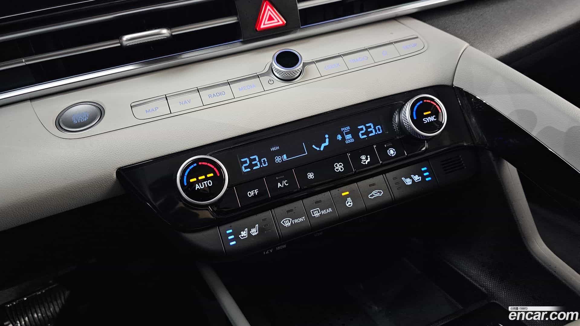 AVANTE Hyundai 2021.11-OPTION-021