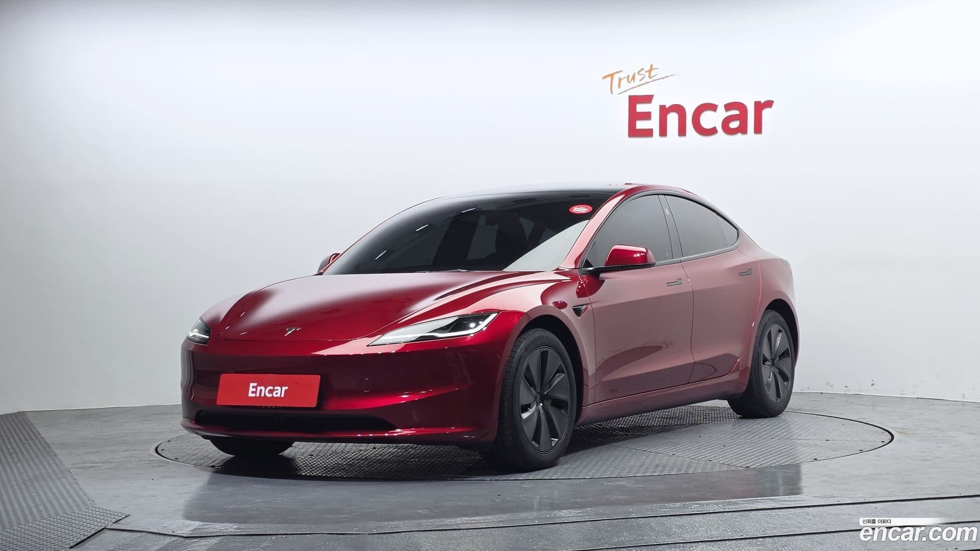 Main__Slider__Photo:Model 3 Tesla 2024.4-0