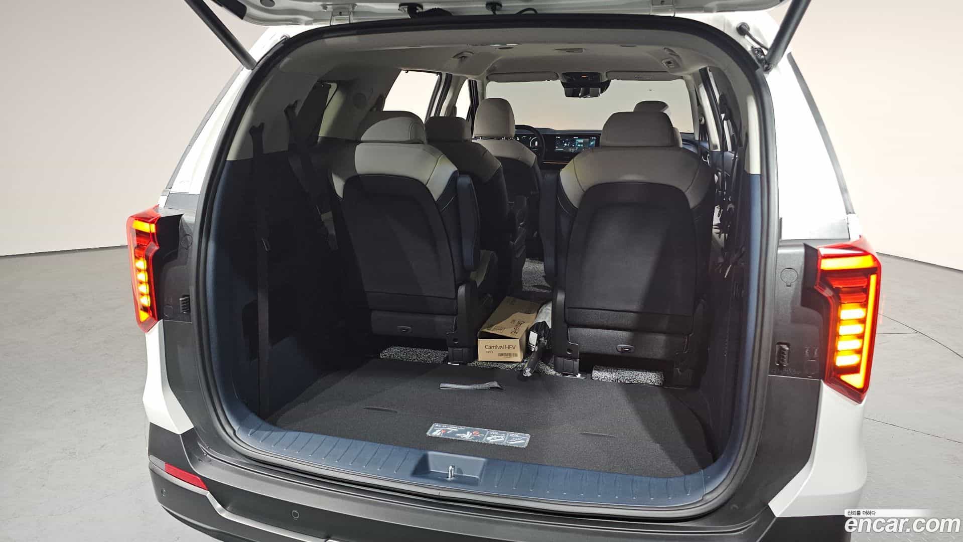 Canival Kia 2025.7-OPTION-024