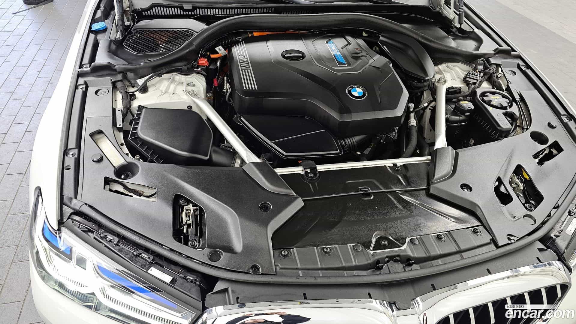 5-Series BMW 2022.8-INNER-006