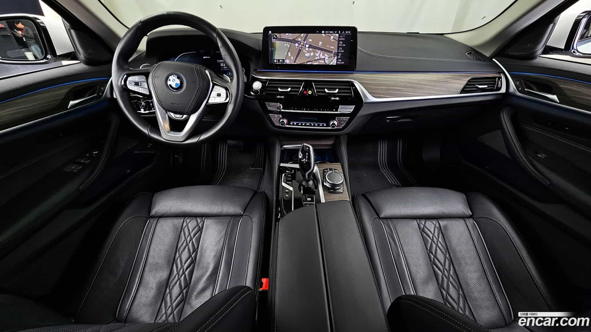5-Series BMW 2022.8-INNER-007