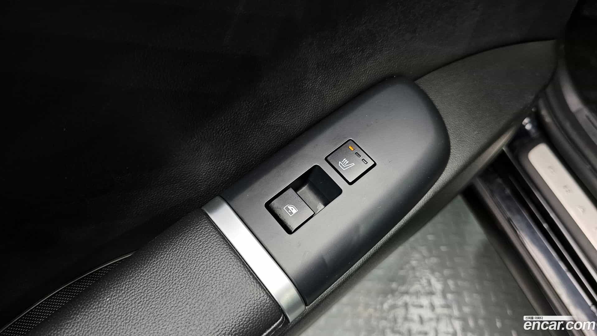 Grandeur Hyundai 2023.1-OPTION-024