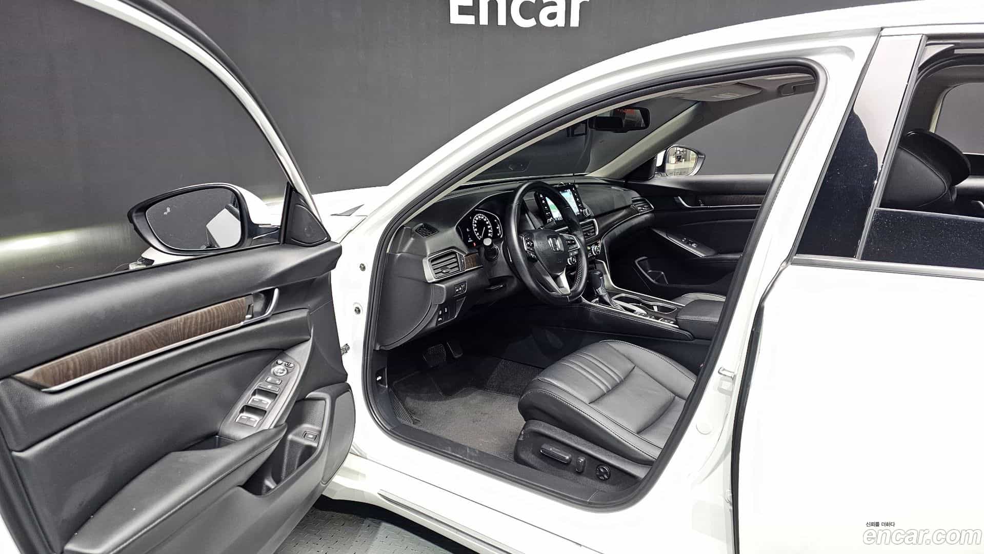 Accord Honda 2022.11-INNER-010