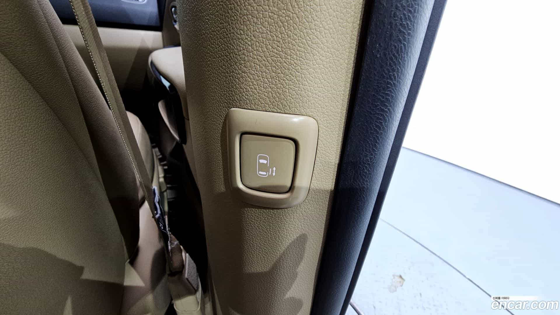 Canival Kia 2016.6-OPTION-023