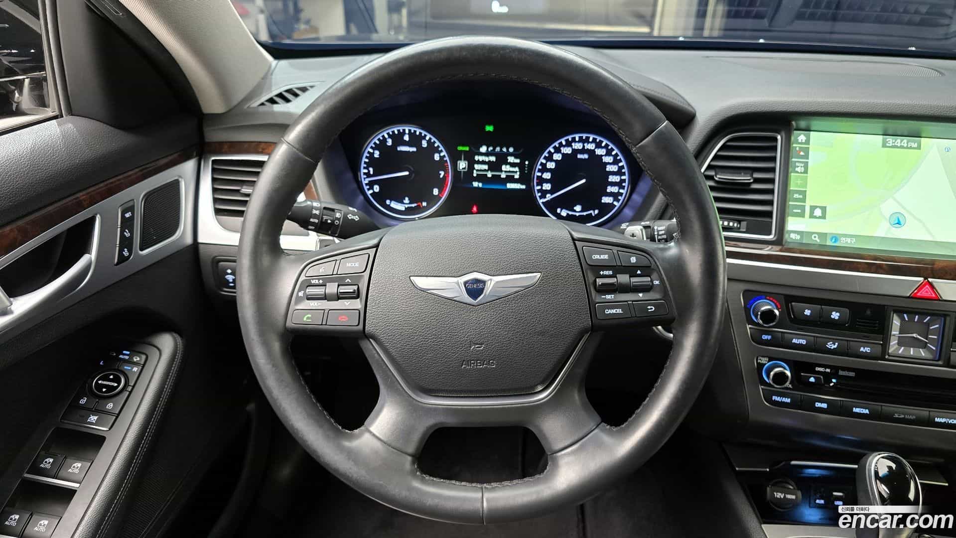 Genesis Hyundai 2015.1-OPTION-017