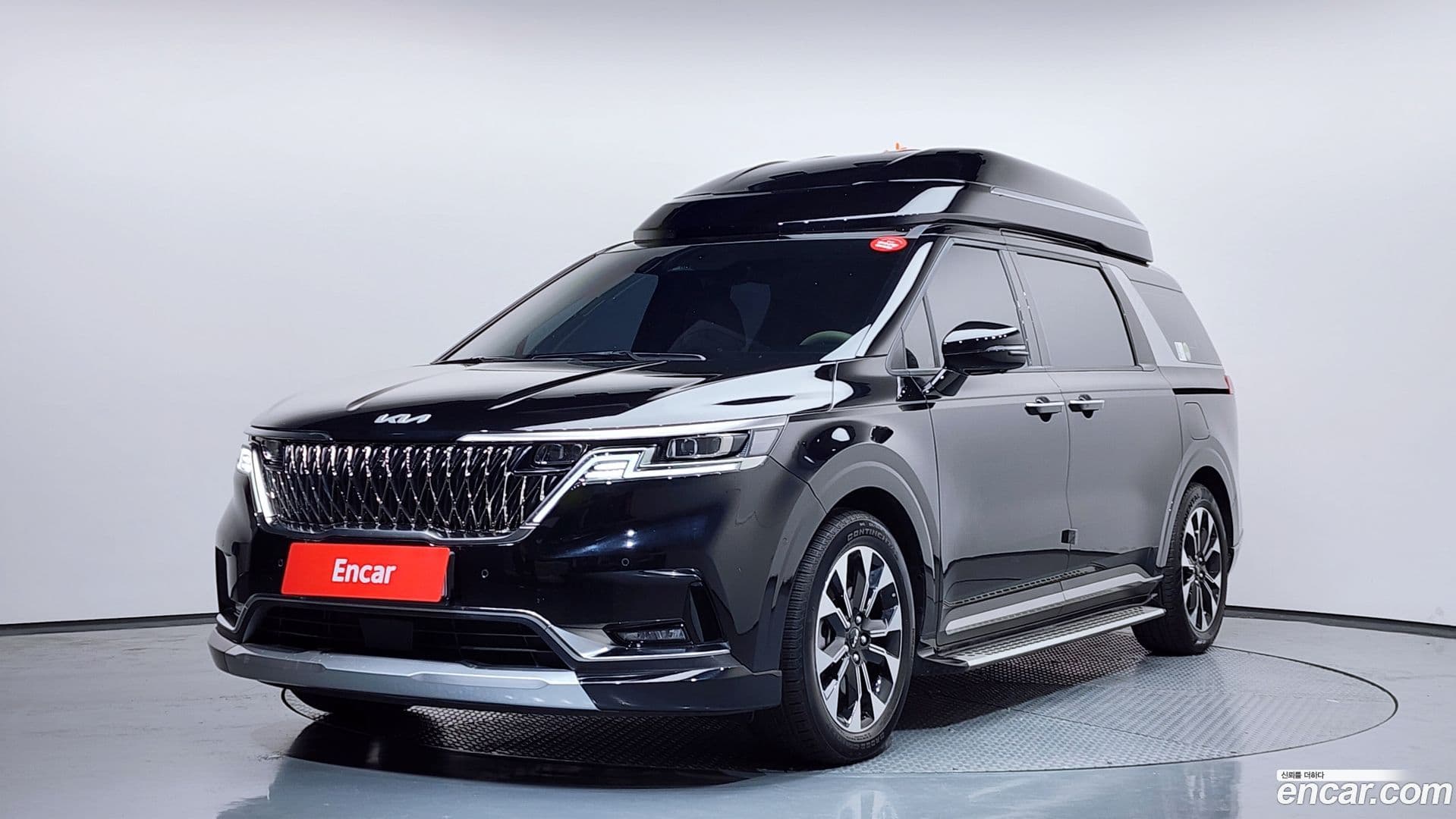 Main__Slider__Photo:Canival Kia 2023.11-0