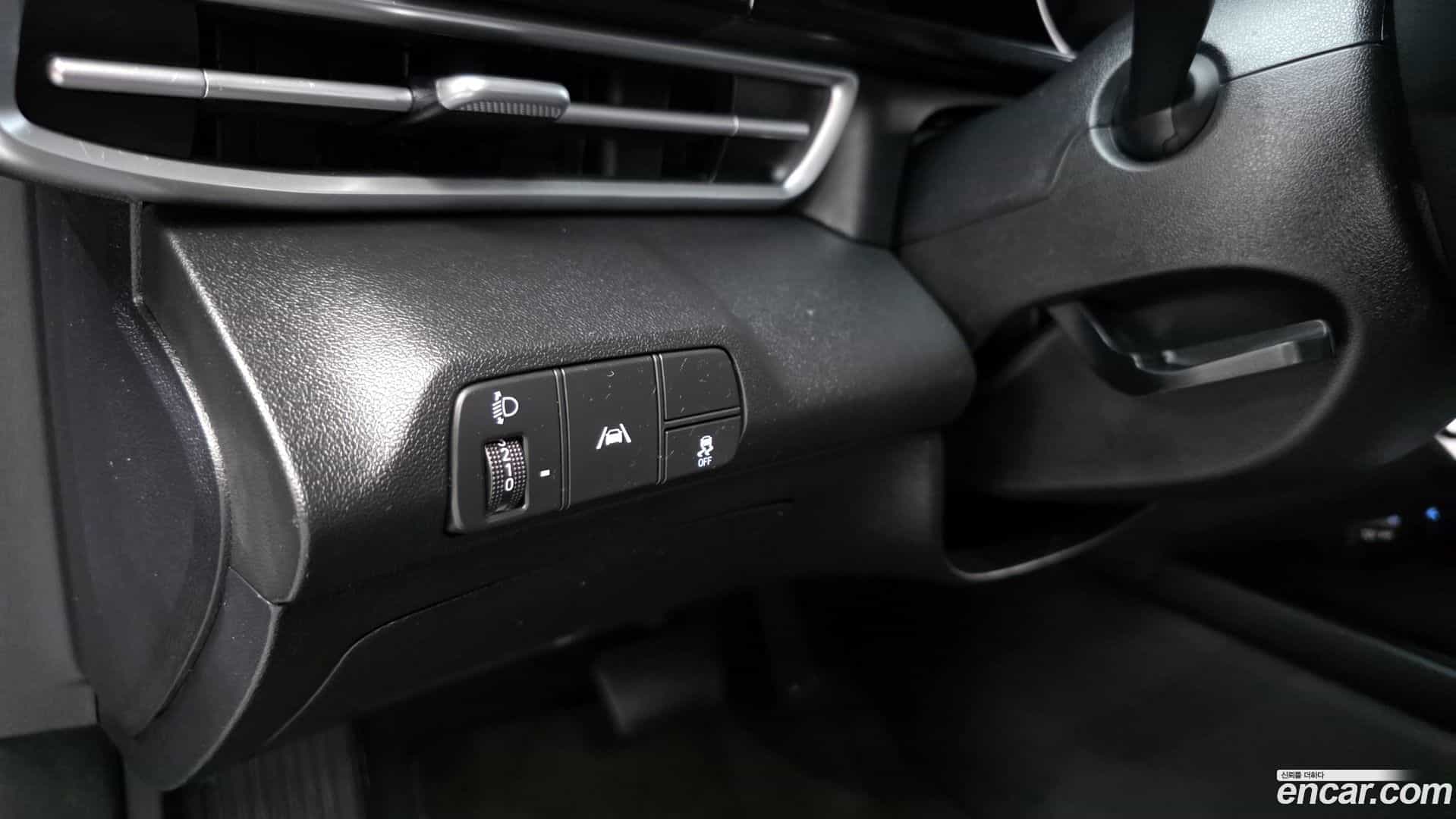 AVANTE Hyundai 2021.11-OPTION-019