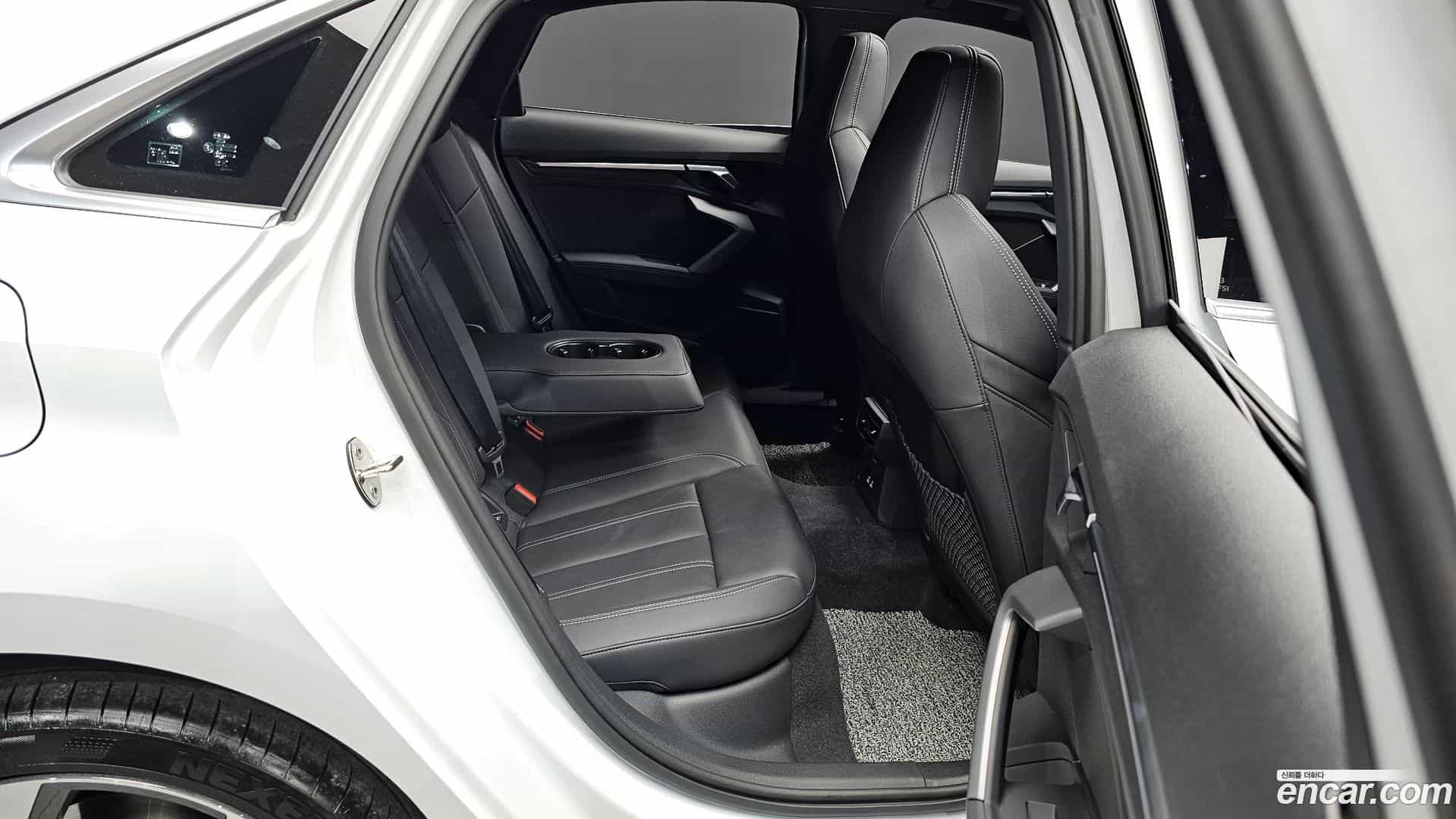 A3 Audi 2025.4-OPTION-016