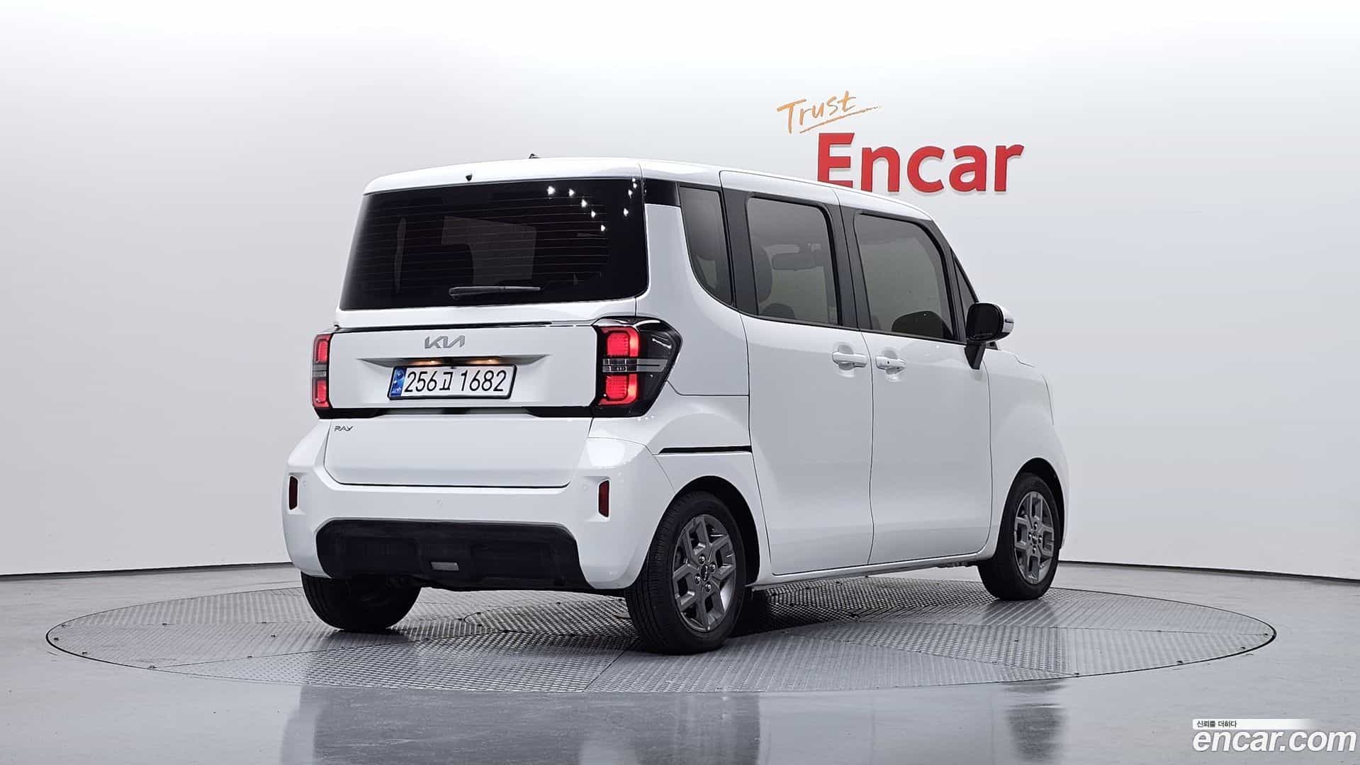 RAY Kia 2023.8-OUTER-002