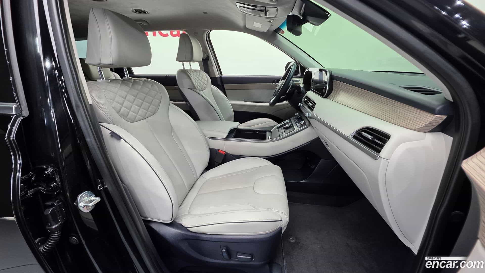 Palisade Hyundai 2019.0-INNER-010