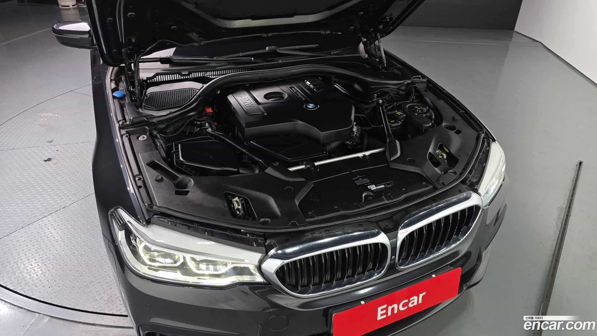 5-Series BMW 2017.11-INNER-006