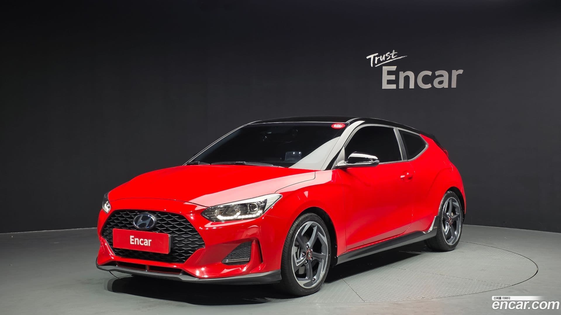 Main__Slider__Photo:Veloster Hyundai 2019.7-0