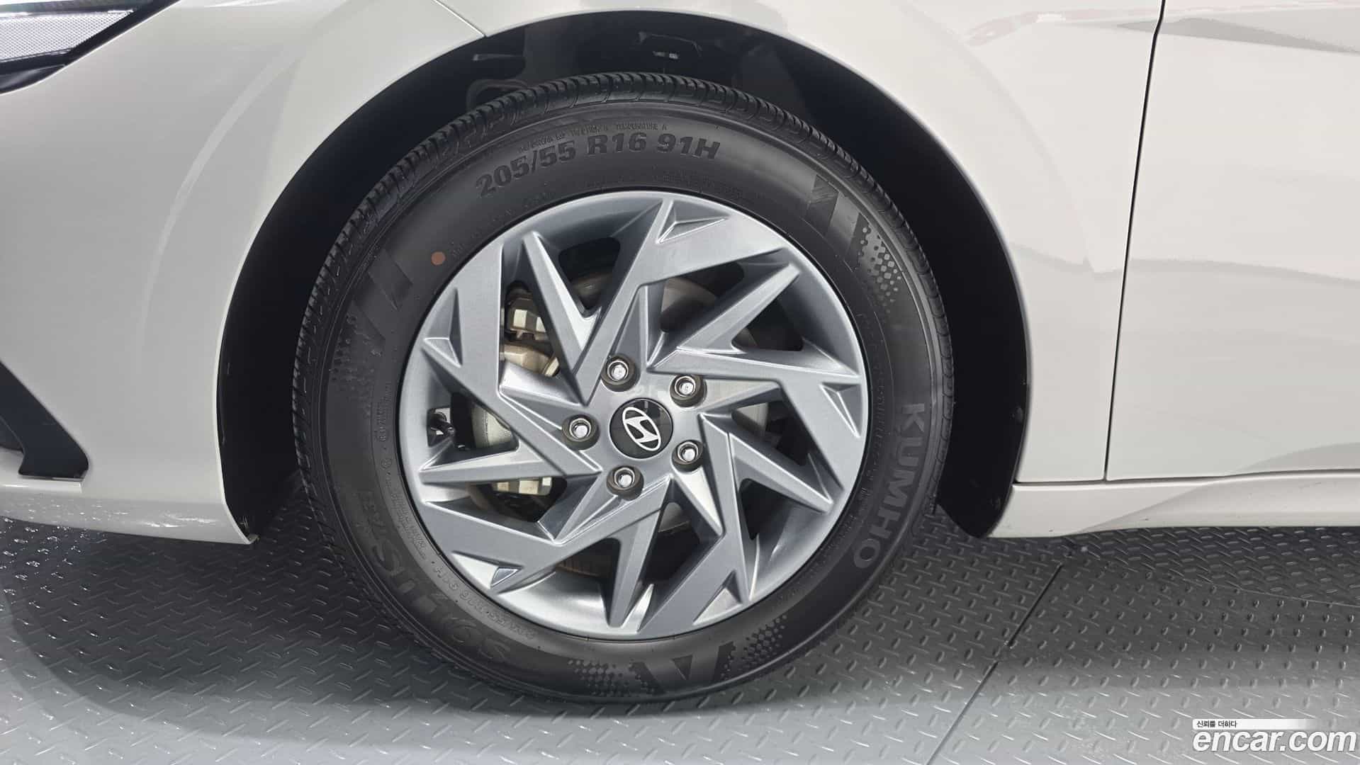 AVANTE Hyundai 2024.6-OUTER-005