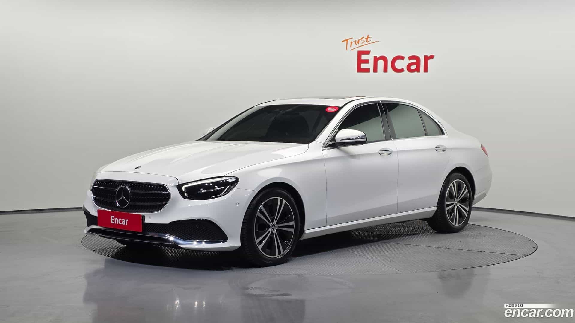 E-Class Mercedes-Benz 2021.2-OUTER-001