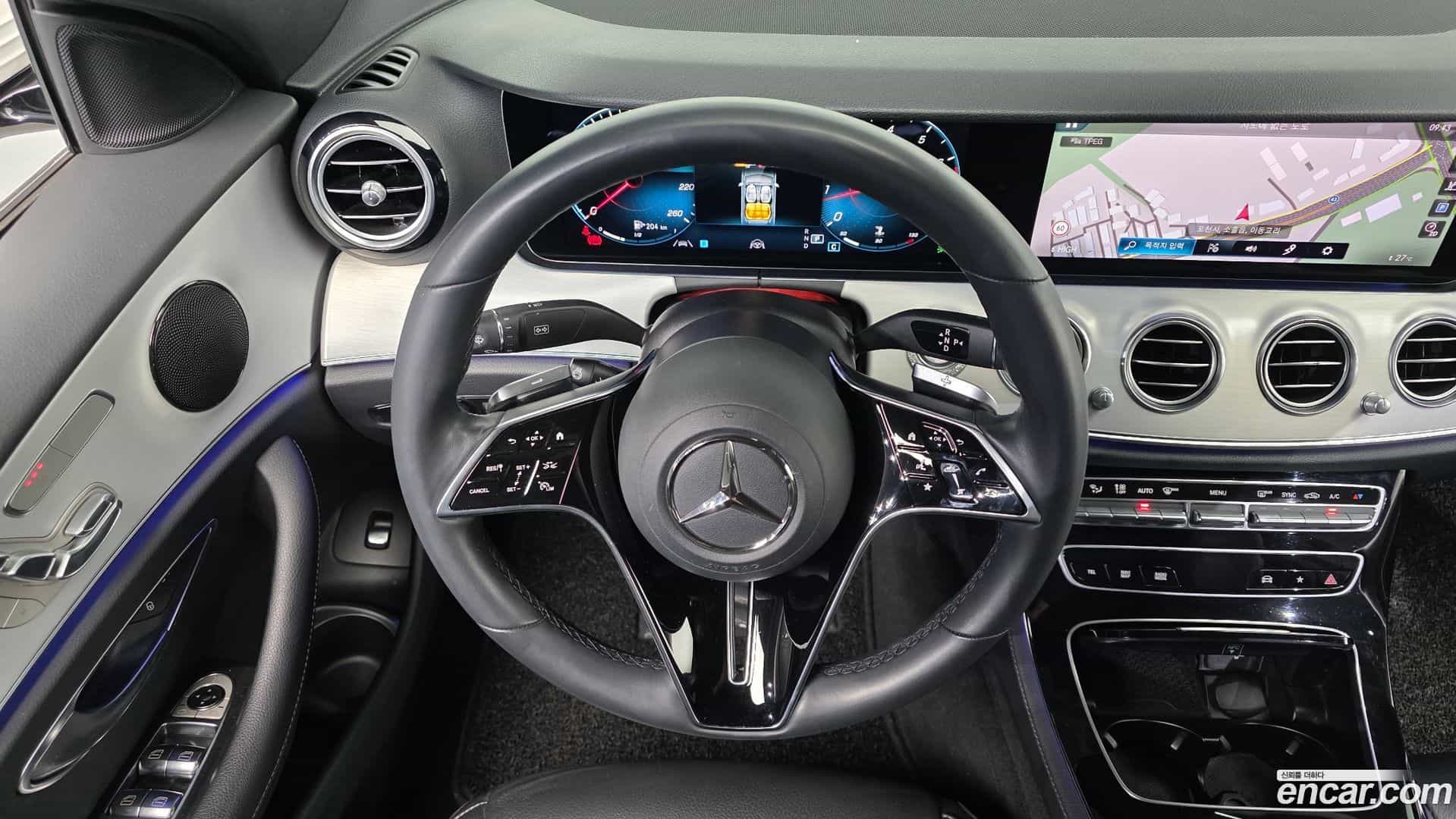 E-Class Mercedes-Benz 2021.2-OPTION-017
