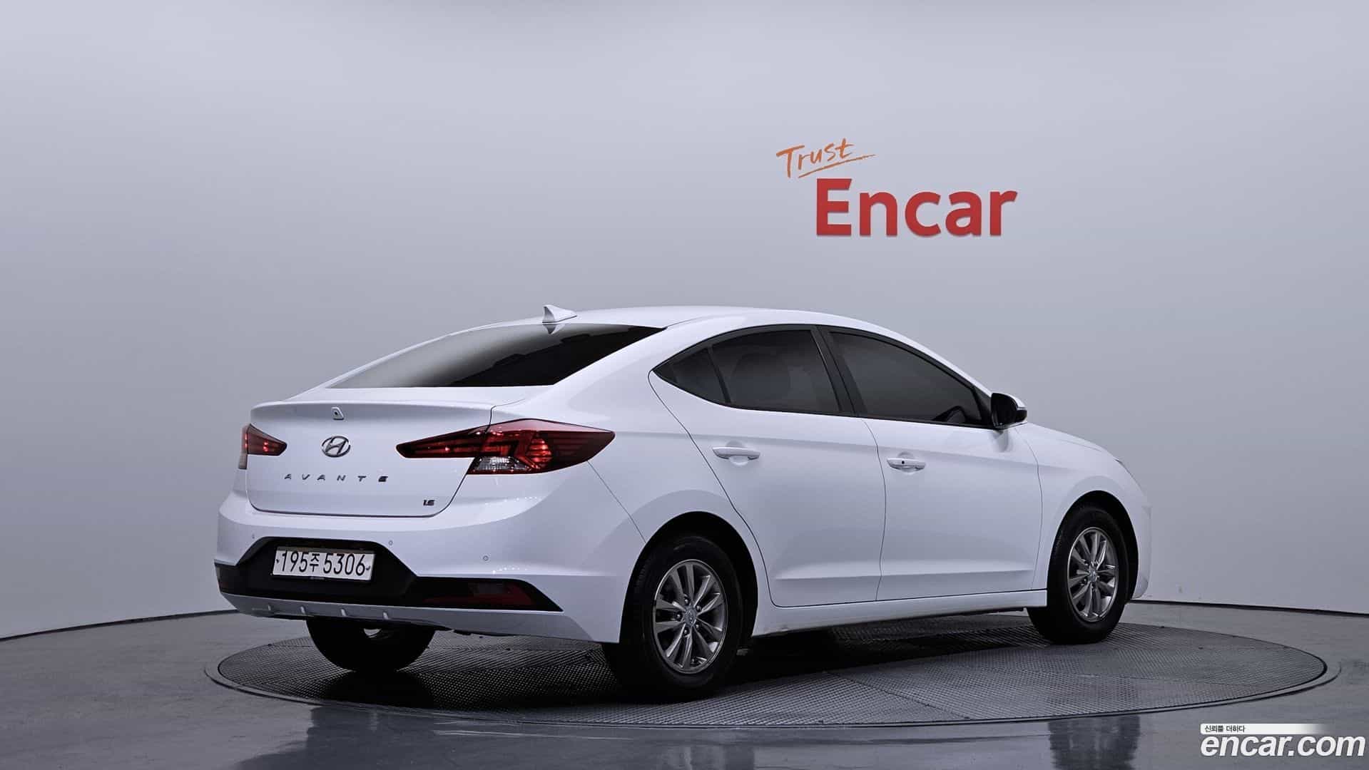 AVANTE Hyundai 2019.3-OUTER-002
