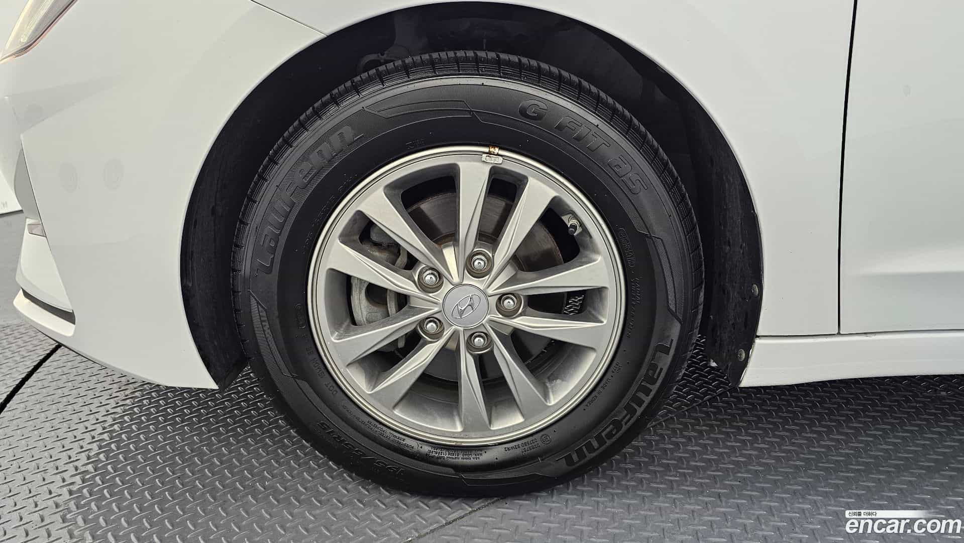 AVANTE Hyundai 2019.3-OUTER-005