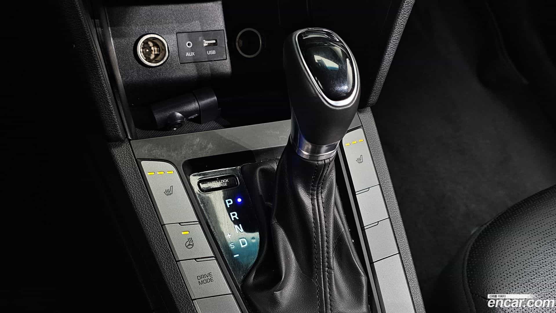 AVANTE Hyundai 2019.3-INNER-009