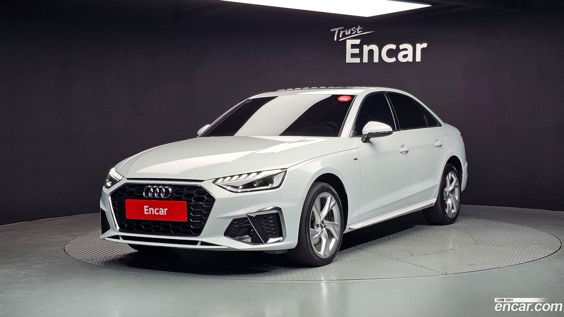 Main__Slider__Photo:A4 Audi 2020.9-0