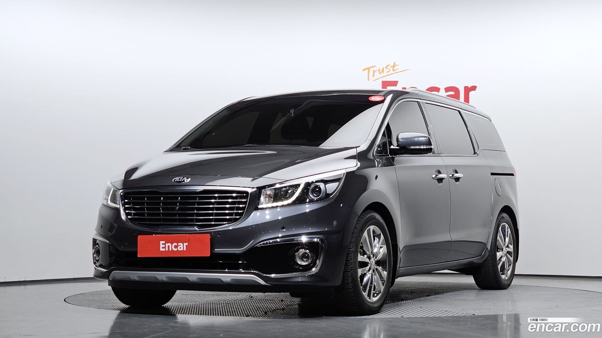 Main__Slider__Photo:Canival Kia 2017.8-0