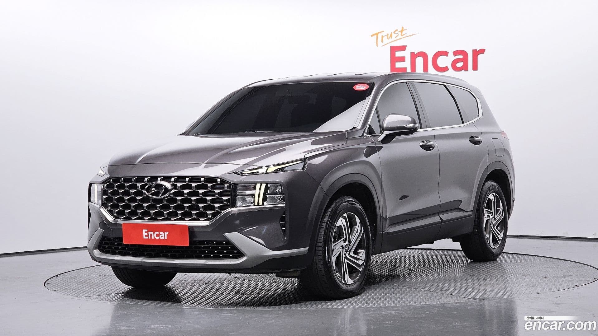 Main__Slider__Photo:Santafe Hyundai 2022.0-0