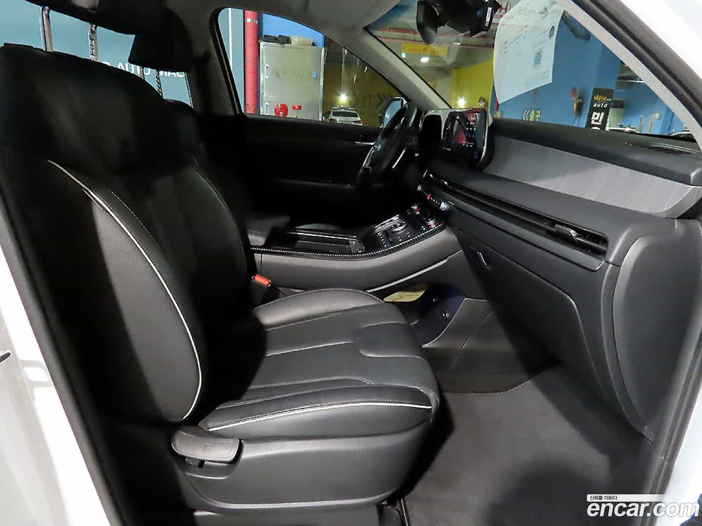 Palisade Hyundai 2023.3-INNER-008
