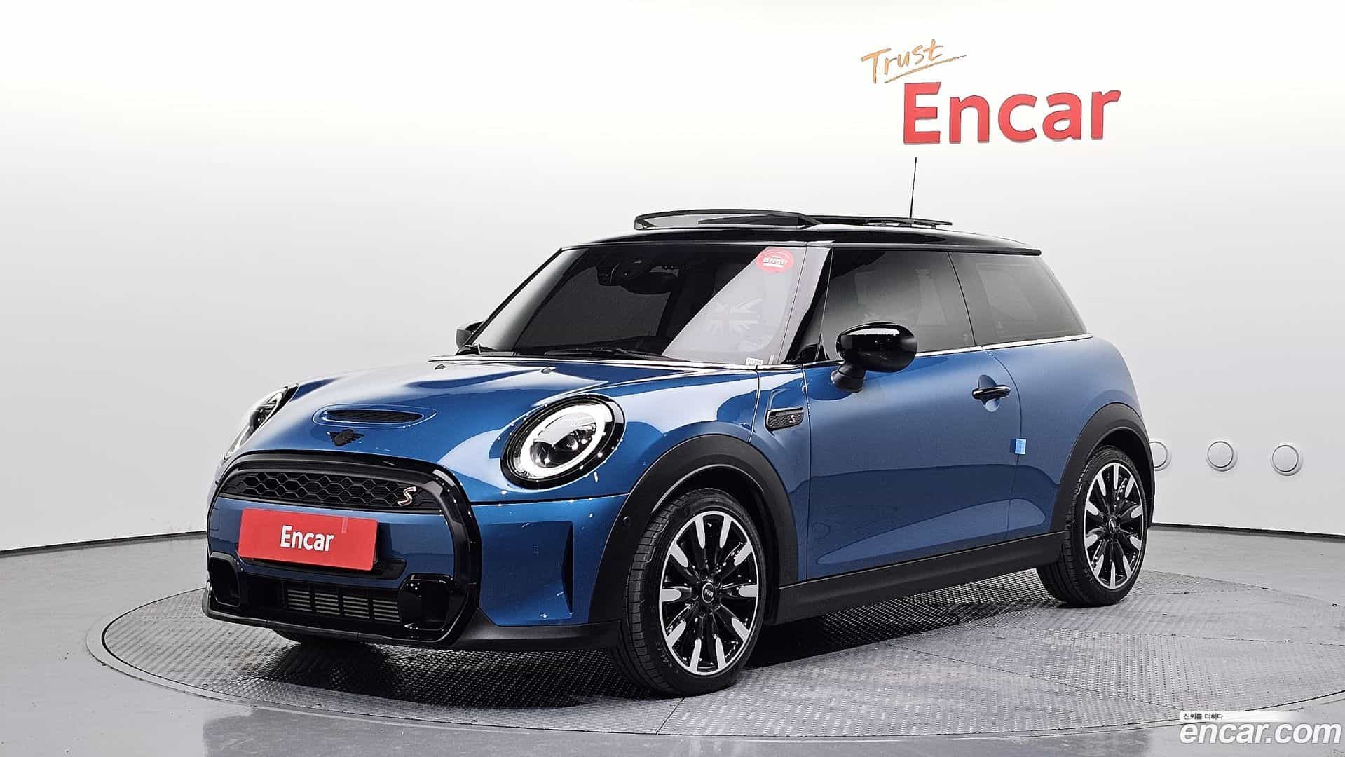 Cooper Mini 2024.5-OUTER-001