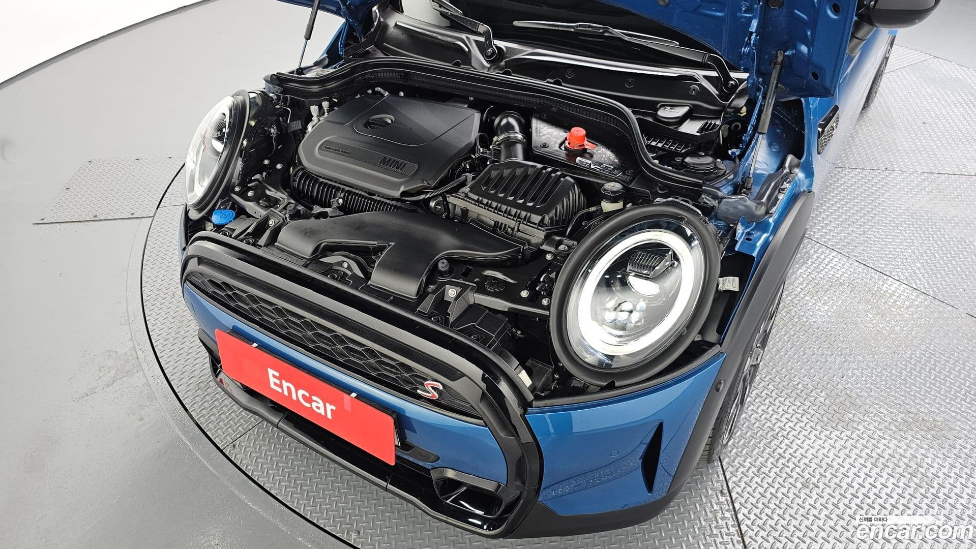 Main__Slider__Photo:Cooper Mini 2024.5-5